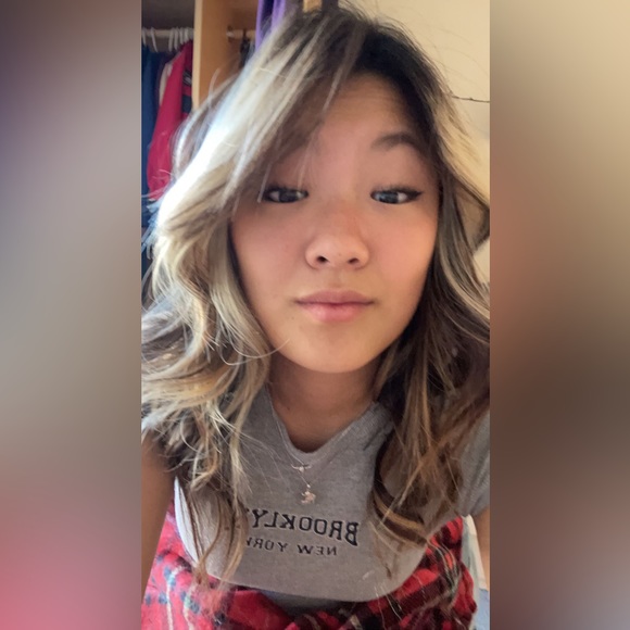 Meet your Posher, Kate - Picture 3 of 4